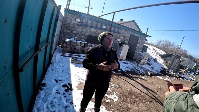 Два разных мнения. Интервью с местными жителями.