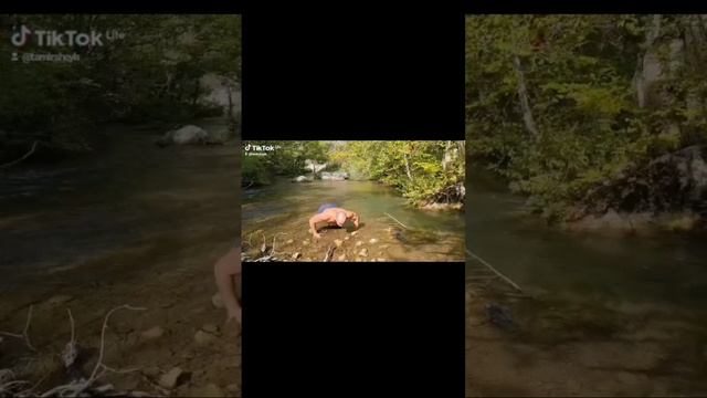 Крым Отжимания в реке