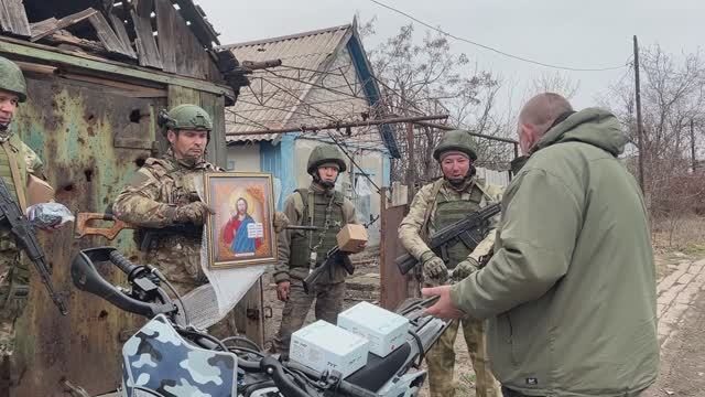 Кто где, а мы на раздаче спорттоваров Март 2025