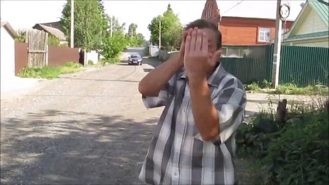 У каждого соседа по своему вкусу на вид дома.