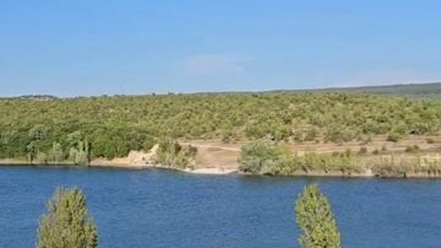 Крым Озеро Танковое