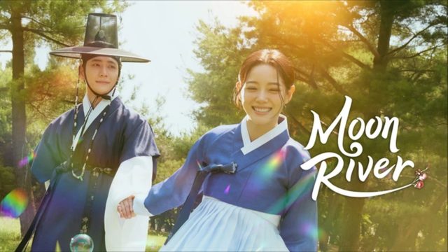 Луна, плывущая над рекой - 7 серия (2025) / Igangeneun dali heureunda/ The Moon Flows over the River
