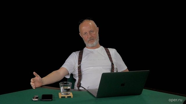 Почему западные аналитики несут ахинею о России и о мире?
