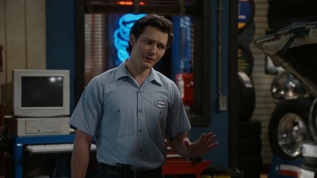 Первый брак Джорджи и Мэнди 2 сезон 11 серия «Новое хобби, извращенец и подработка» (сериал, 2026)
