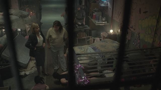 В грязи 2 сезон 4 серия (сериал, 2026)