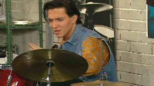 Элен и ребята 150 серия «За гранью» (сериал, 1992)