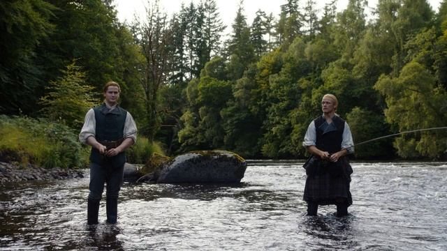 Чужестранка 8 сезон 8 серия «В лесу» (сериал, 2026)