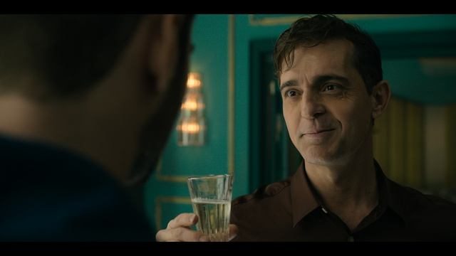 Берлин 1 сезон 2 серия «Якорь и волк» (сериал, 2023)