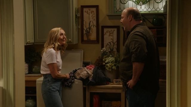 Первый брак Джорджи и Мэнди 2 сезон 20 серия «Траты и секреты» (сериал, 2026)