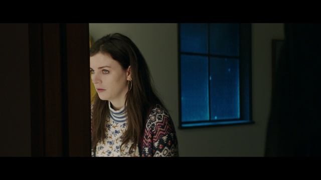 Поднимаясь со дна (Вверх дном) 1 сезон 1 серия (сериал, 2019)