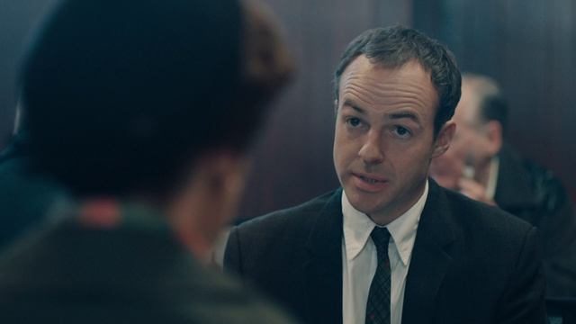 Миссис Уилсон 1 серия (сериал, 2018)
