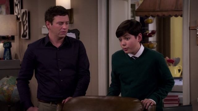 Весело счастливо 5 серия «В ночь перед четвёртым вечером Хануки» (сериал, 2019)